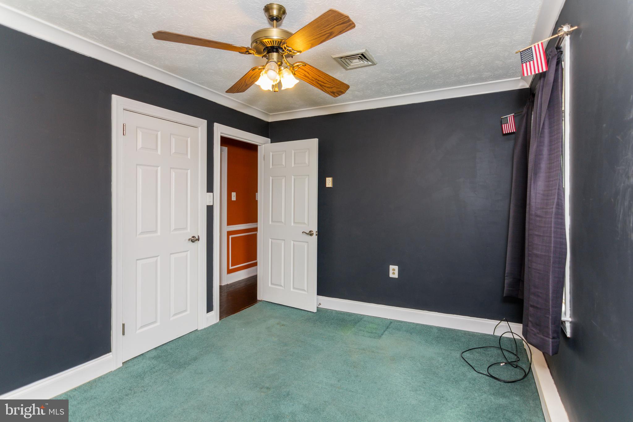 210 Crest Circle Winchester, VA 22602 - Photo 14 of 23 BEDROOM #3