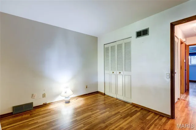 $220,000 | 100 Broadmere Drive, Florissant, MO 63033