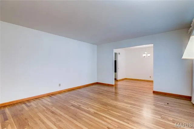 $220,000 | 100 Broadmere Drive, Florissant, MO 63033