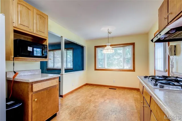 $220,000 | 100 Broadmere Drive, Florissant, MO 63033