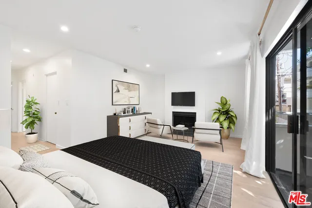 $6,895 | 1401 Camden Avenue, Unit 5, Los Angeles, CA 90025