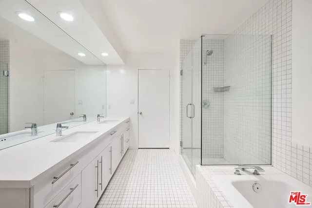 $6,895 | 1401 Camden Avenue, Unit 5, Los Angeles, CA 90025