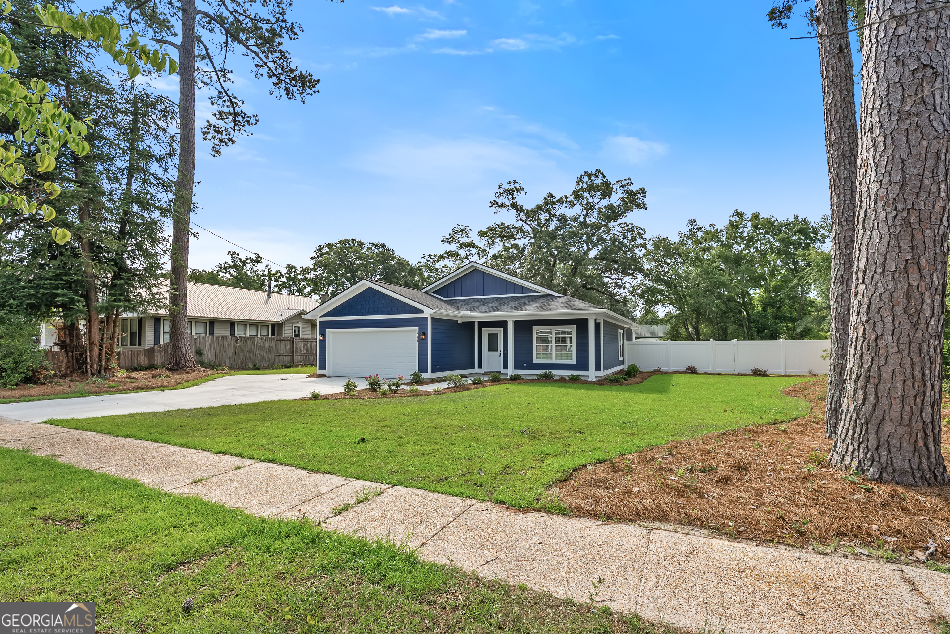 286 Sapp Avenue Southwest Pelham, GA 31779 - Photo 2 of 45