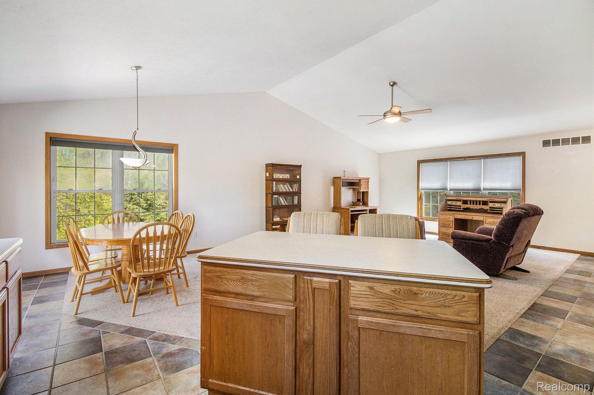 3784 East Allen Road Howell, MI 48855 - Photo 15 of 42 Gallery Image 15
