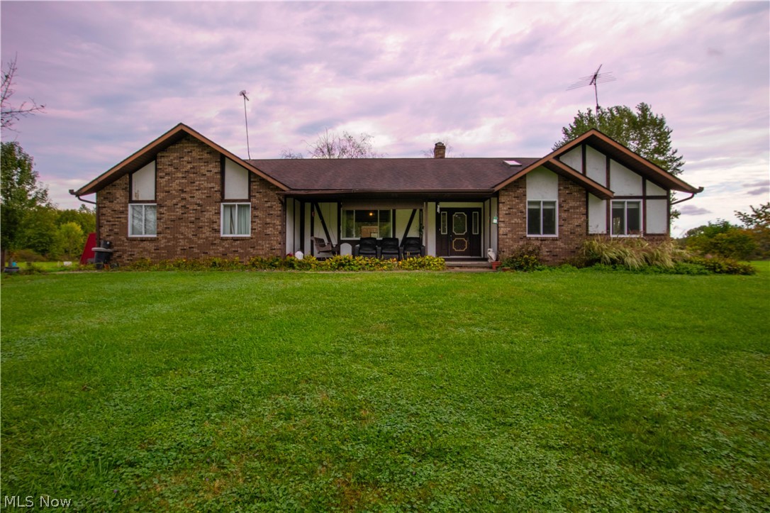 6795 Palmyra Road Southwest Warren, OH 44481 - Photo 1 of 19 Gallery Image 1