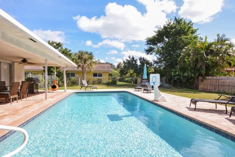 860 Southwest 14th Drive Boca Raton, FL 33486 - Photo 13 of 14 Pool