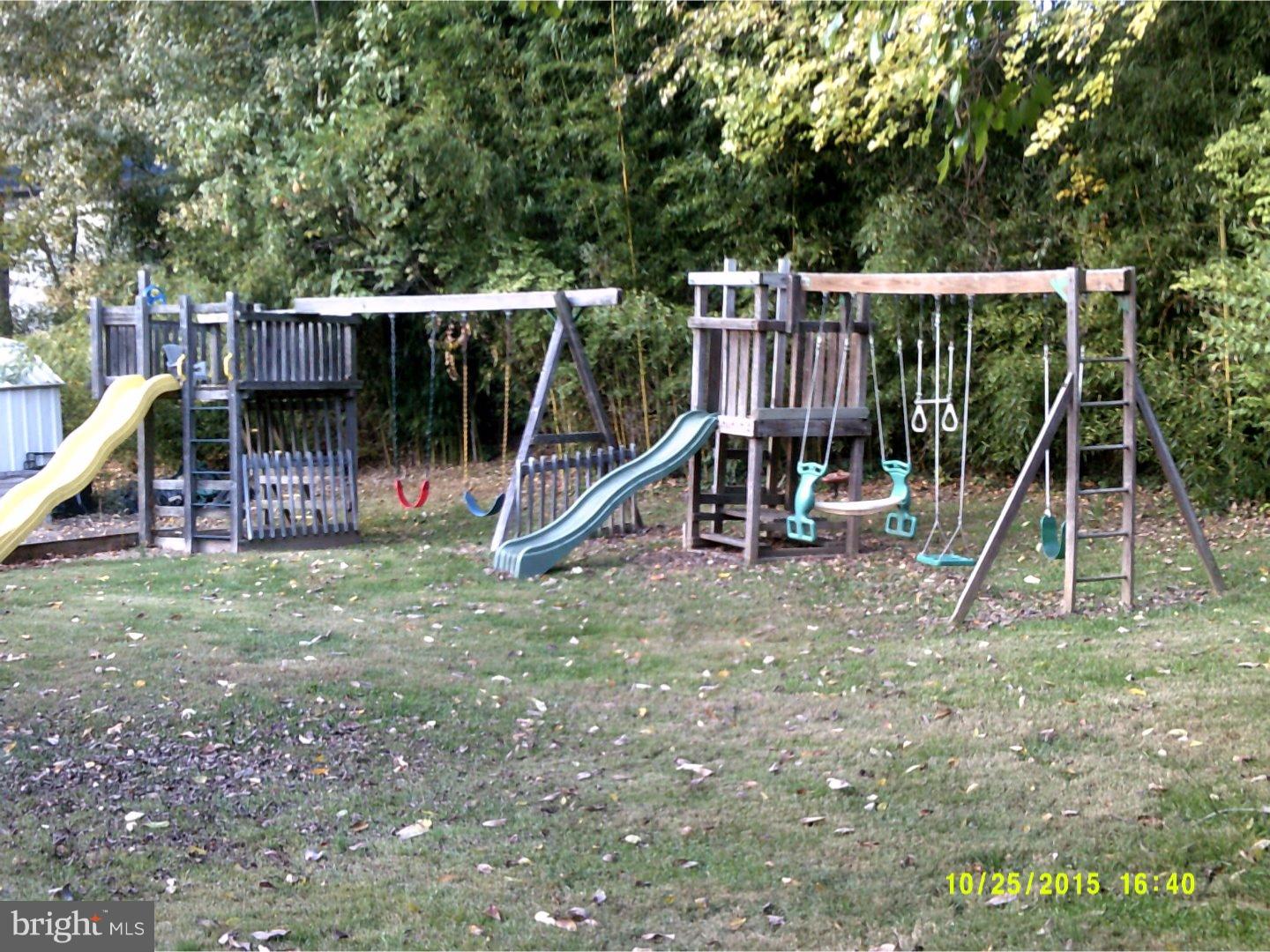 1387 Rowland Road Langhorne, PA 19047 - Photo 20 of 24 Back Yard