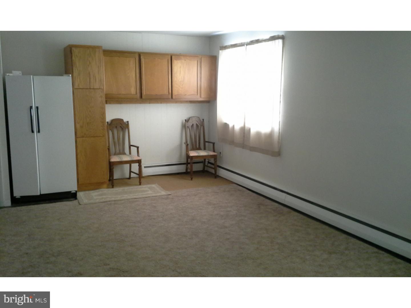 1387 Rowland Road Langhorne, PA 19047 - Photo 7 of 24 Family Room