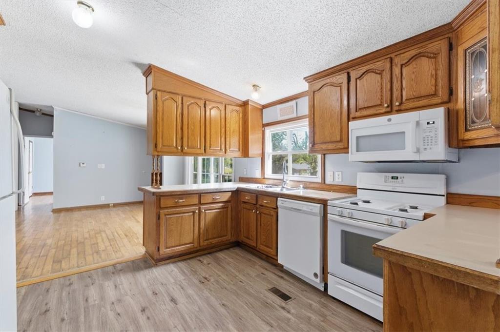 235 Kirk Road Northwest White, GA 30184 - Photo 18 of 37