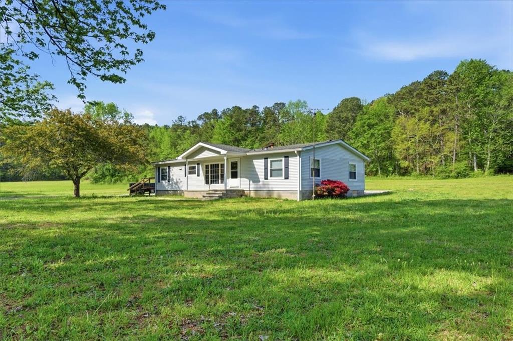 235 Kirk Road Northwest White, GA 30184 - Photo 4 of 37