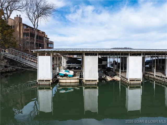 $189,900 | 99 Rock Dove Lane, Unit 2B, Camdenton, MO 65020