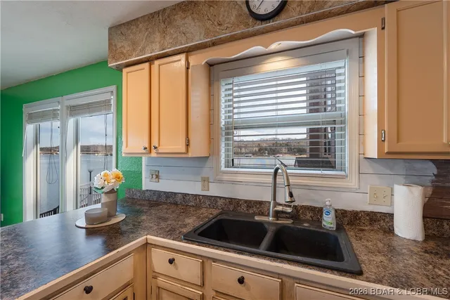 $189,900 | 99 Rock Dove Lane, Unit 2B, Camdenton, MO 65020