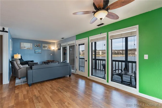 $189,900 | 99 Rock Dove Lane, Unit 2B, Camdenton, MO 65020