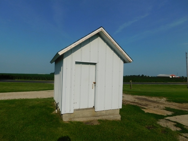 8388 South Brooklyn Road Rochelle, IL 61068 - Photo 25 of 32 a view of a house with a yard