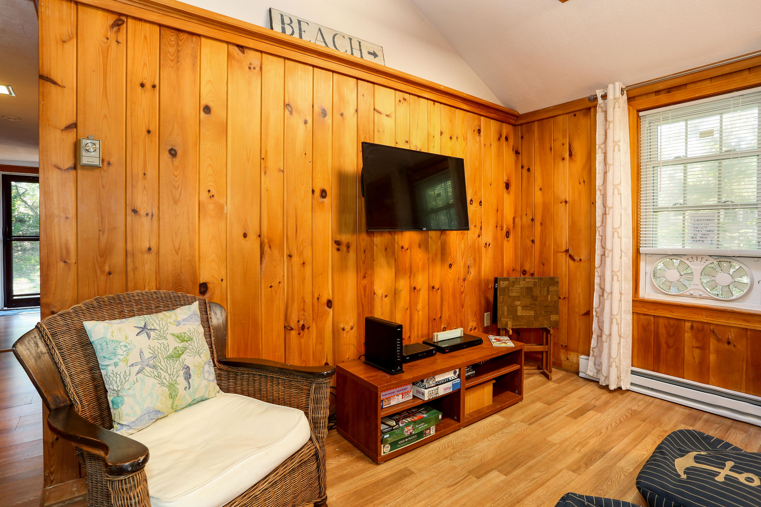 65 Steele Road Eastham, MA 02642 - Photo 10 of 26 Livingroom