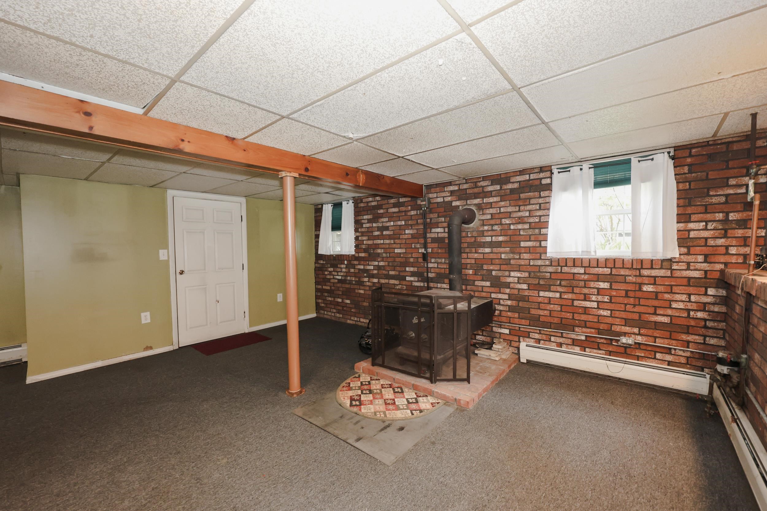 15 Raymond Drive Merrimack, NH 03054 - Photo 37 of 42