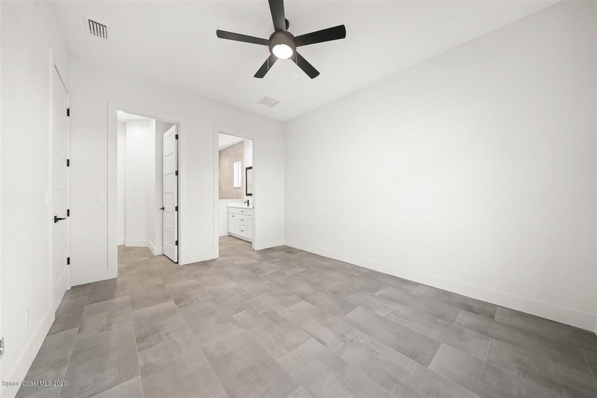 2158 Country Club Road Melbourne, FL 32901 - Photo 27 of 94 a view of empty room