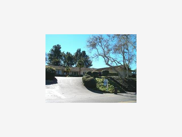 1868 Dry Creek Road San Jose, CA 95124 - Photo 1 of 1 a picture of a bench in a backyard