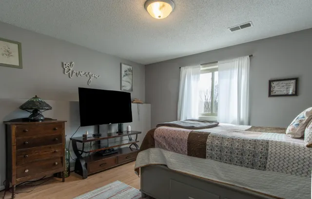 $449,900 | 35455 100th Avenue, Onamia, MN 56359