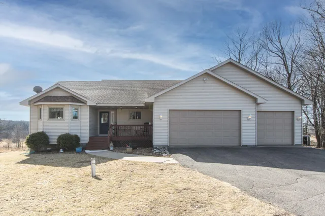 $449,900 | 35455 100th Avenue, Onamia, MN 56359