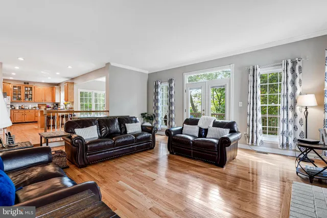 $1,099,990 | 20627 Cutwater Place, Sterling, VA 20165