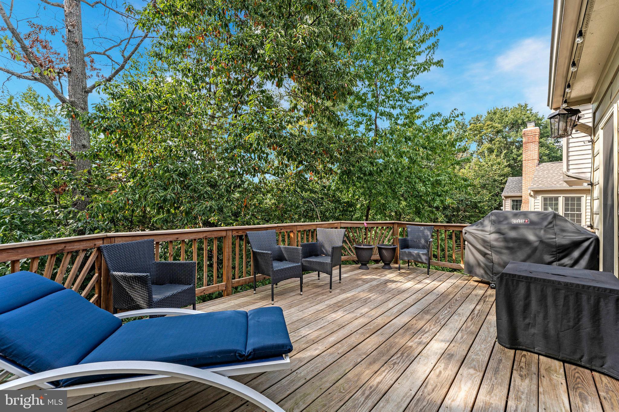 20627 Cutwater Place Sterling, VA 20165 - Photo 16 of 42 a view of a balcony with chairs