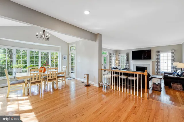 $1,099,990 | 20627 Cutwater Place, Sterling, VA 20165