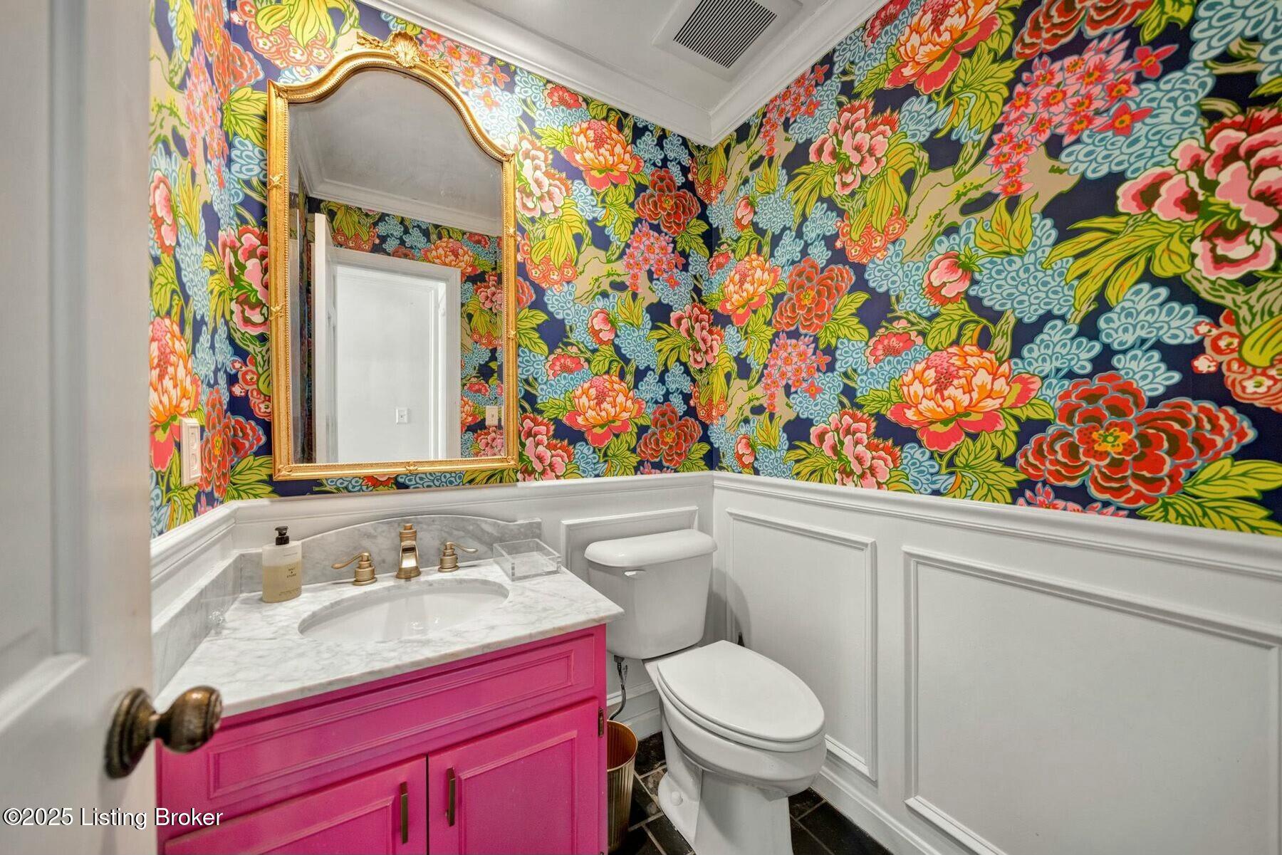 6020 Innes Trace Road Louisville, KY 40222 - Photo 5 of 60 half bath