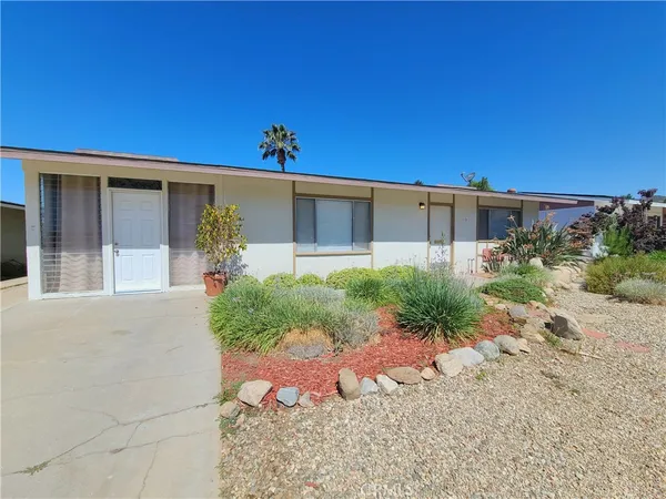 $1,995 | 11904 4th Street, Yucaipa, CA 92399