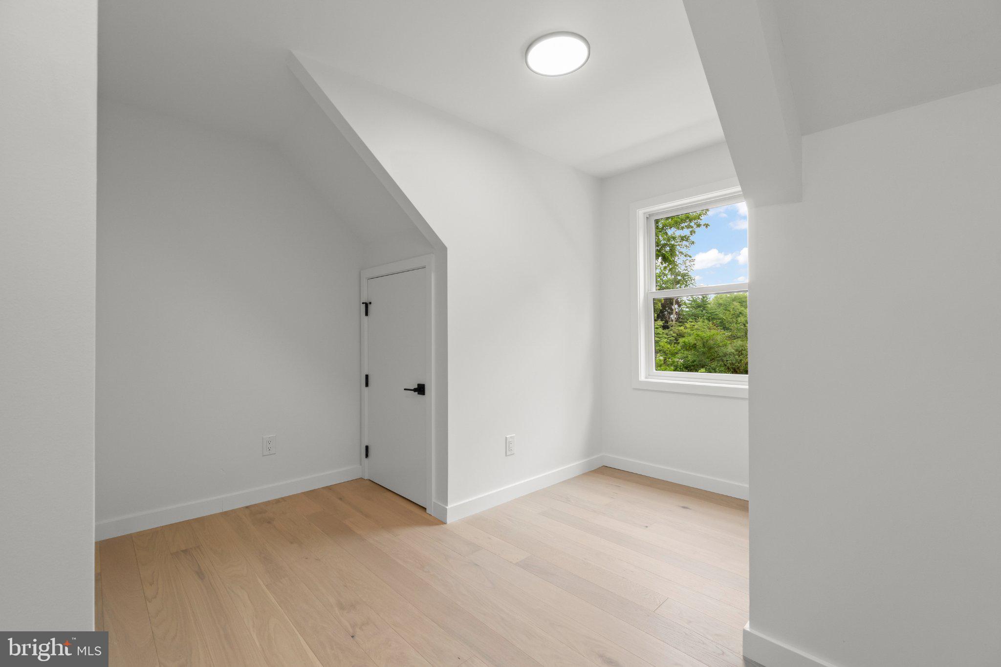 23 Nelson Ridge Road Princeton, NJ 08540 - Photo 51 of 65 Bright and airy minimalist space.