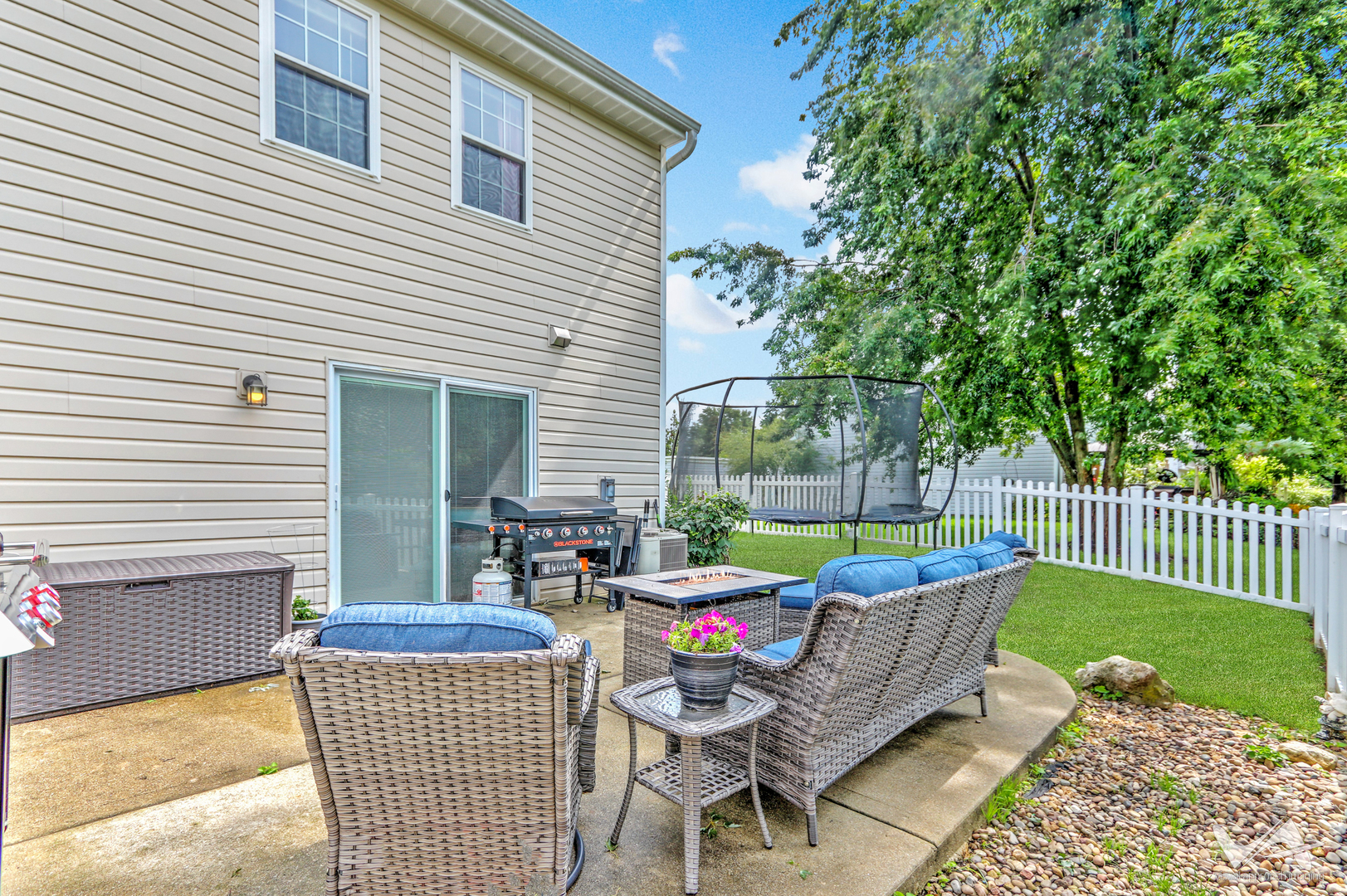 378 Rodenburg Road Roselle, IL 60172 - Photo 26 of 49 Gallery Image 26