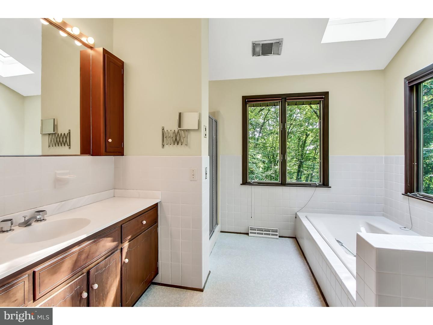 3103 Chestnut Hill Road Center Valley, PA 18034 - Photo 16 of 25 Gallery Image 16