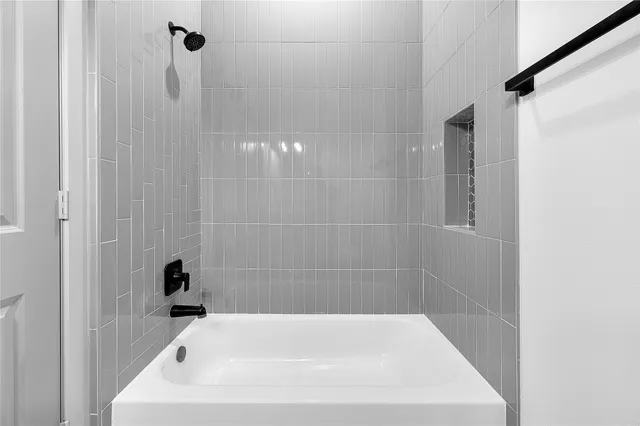 $1,700 | 6510 Bunche Drive, Unit A, Houston, TX 77091