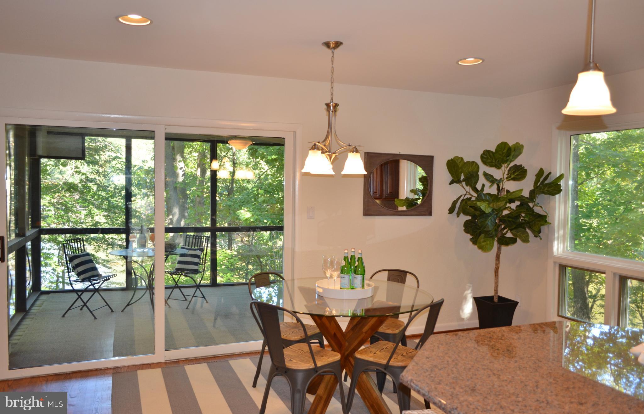 3165 Rolling Road Edgewater, MD 21037 - Photo 10 of 36 Kitchen