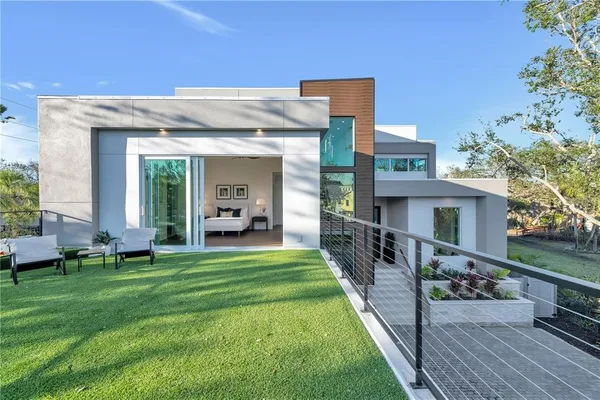 $3,690,000 | 603 Tremont Street, Sarasota, FL 34242