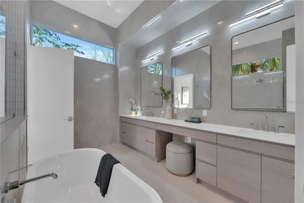 $3,690,000 | 603 Tremont Street, Sarasota, FL 34242