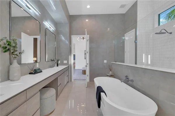 $3,690,000 | 603 Tremont Street, Sarasota, FL 34242