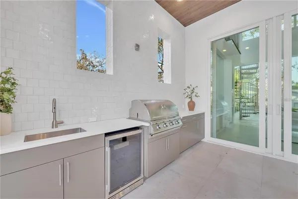 $3,690,000 | 603 Tremont Street, Sarasota, FL 34242
