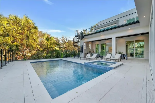 $3,690,000 | 603 Tremont Street, Sarasota, FL 34242