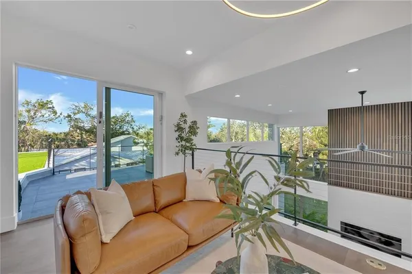 $3,690,000 | 603 Tremont Street, Sarasota, FL 34242