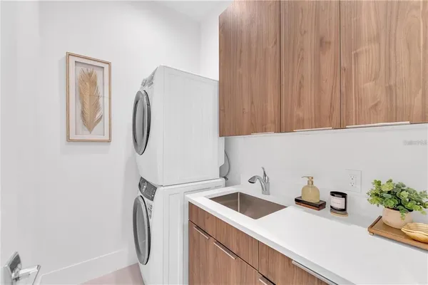 $3,690,000 | 603 Tremont Street, Sarasota, FL 34242