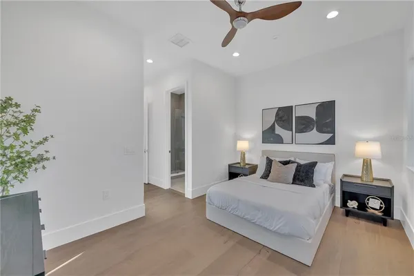 $3,690,000 | 603 Tremont Street, Sarasota, FL 34242