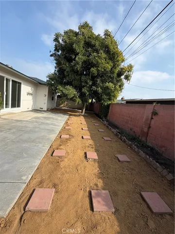 $989,000 | 1804 East South Street, Anaheim, CA 92805