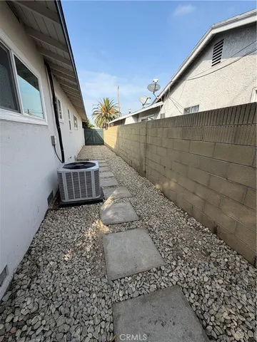 $989,000 | 1804 East South Street, Anaheim, CA 92805