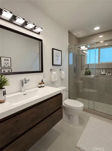 $989,000 | 1804 East South Street, Anaheim, CA 92805