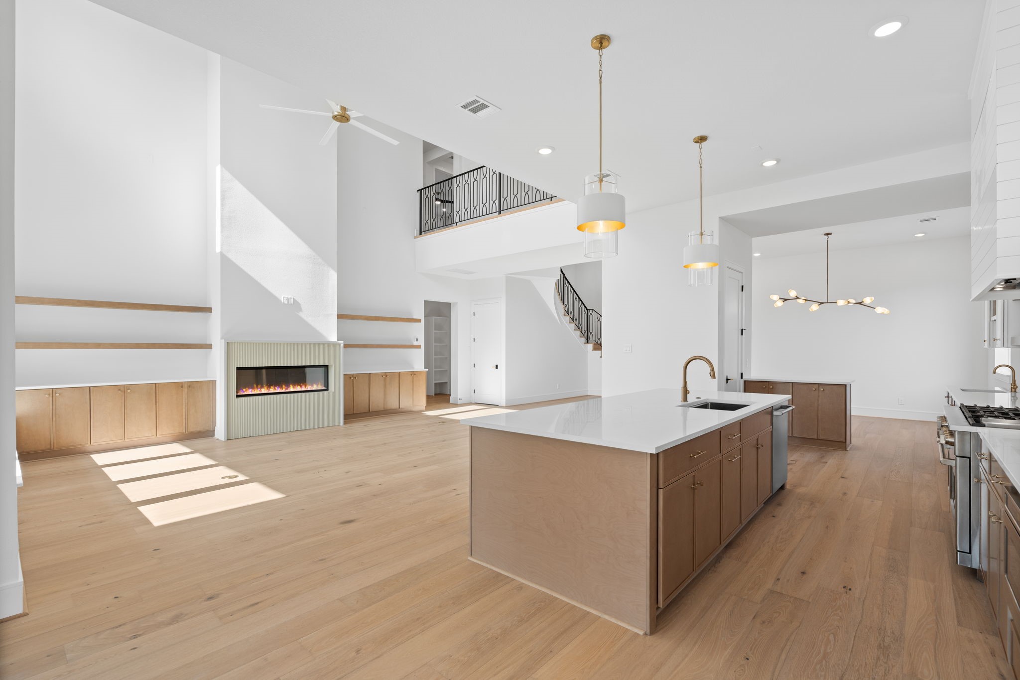 8021 Turquoise Lane Houston, TX 77055 - Photo 20 of 50