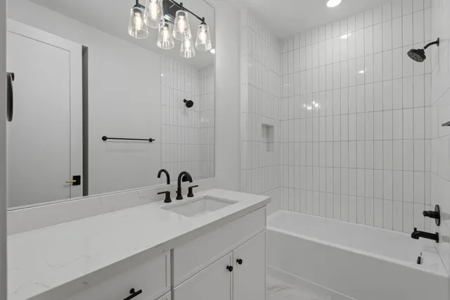 $1,299,999 | 8021 Turquoise Lane, Houston, TX 77055