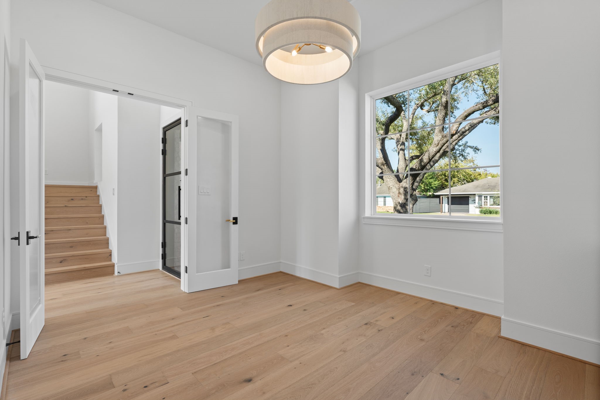 8021 Turquoise Lane Houston, TX 77055 - Photo 10 of 50