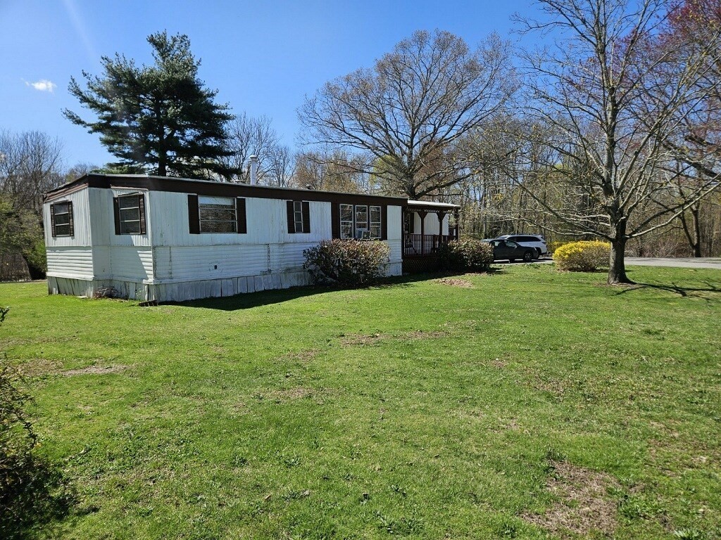 399 Danforth Street Taunton, MA 02780 - Photo 2 of 23