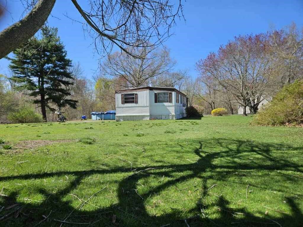 399 Danforth Street Taunton, MA 02780 - Photo 4 of 23